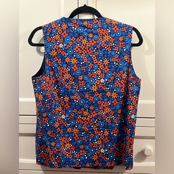 SSYS Sleeveless Everly Scallop Trim Top In Royal Ditsy Floral - Picture 4 of 8